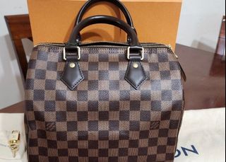 💯 Authentic LV Speedy 25 Monogram, Luxury, Bags & Wallets on Carousell