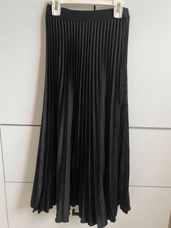 (Category: ) located in . Submitted by thalzpreloved (Listing ID 1256382713, Image 1). Description: .