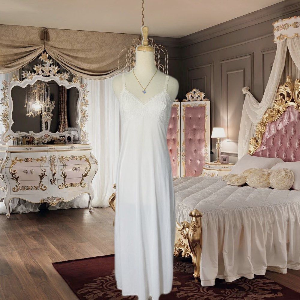 LONG NIGHT DRESS white nylon lacey vintage princess Women s