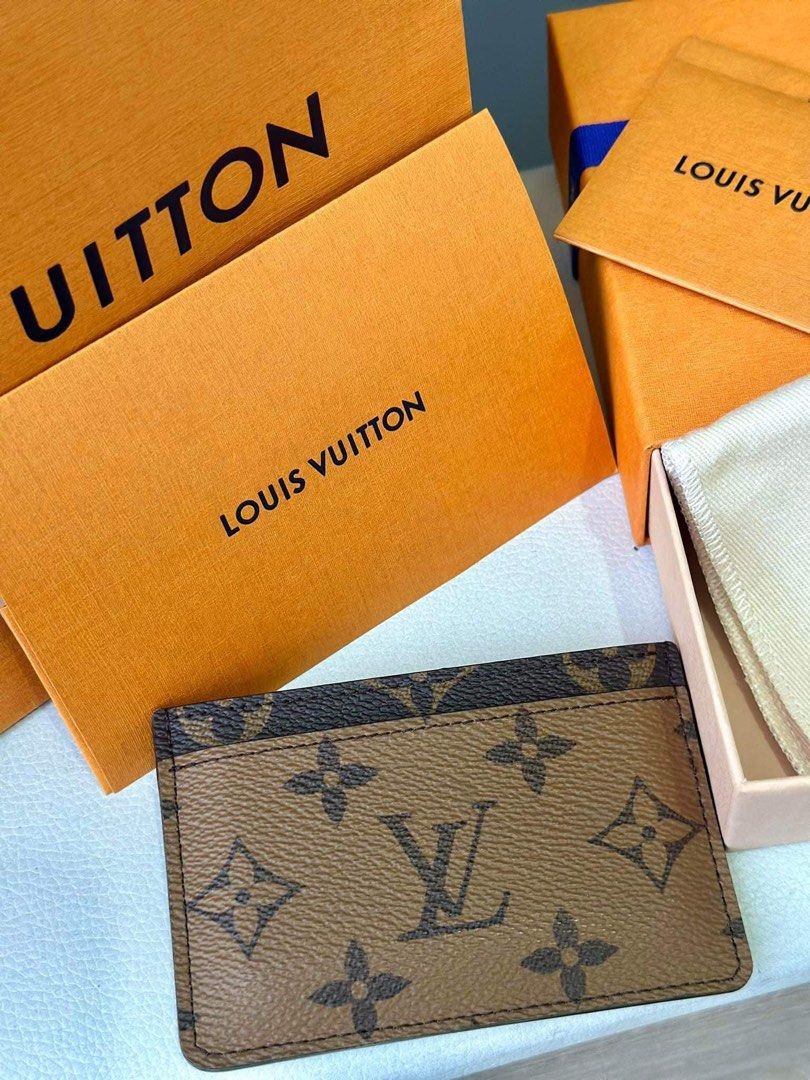 LOUIS VUITTON UNBOXING! Reverse monogram card holder! 