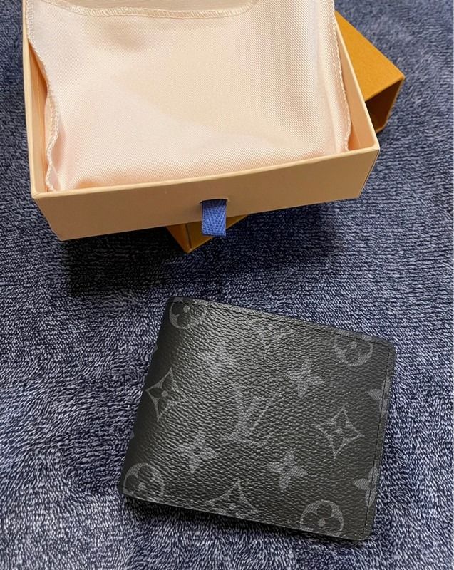 LOUIS VUITTON M61695 MULTIPLE WALLET MONOGRAM ECLIPSE WALLET, Luxury, Bags  & Wallets on Carousell