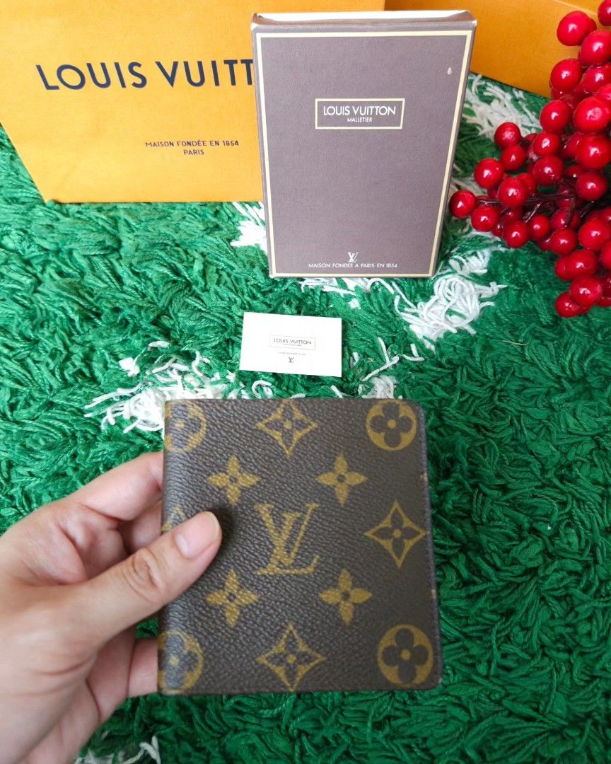 QC] Men's Black Flower LV Wallet : r/DHgate