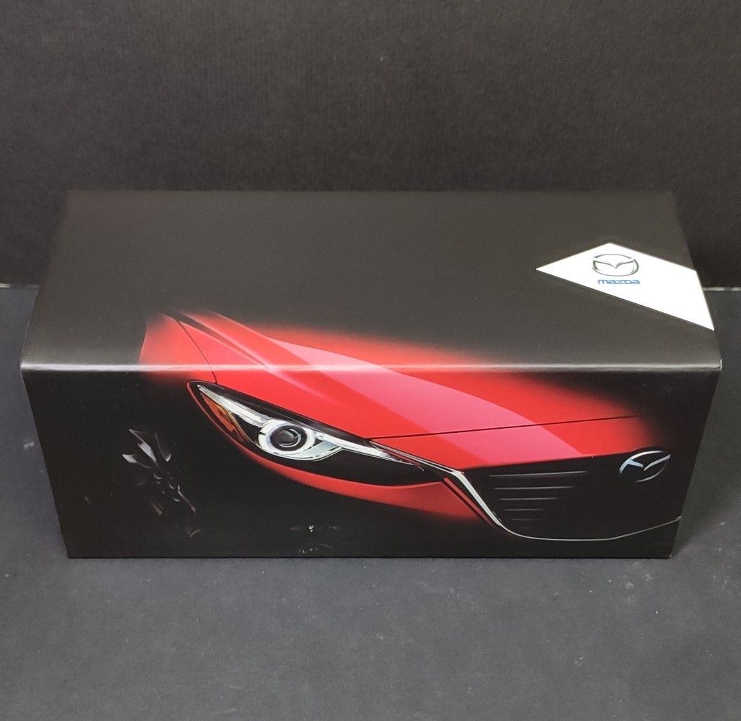 Mazda 3 Axela (亮麗金屬紅) 魂動KODO-SOUL of MOTION 1：43