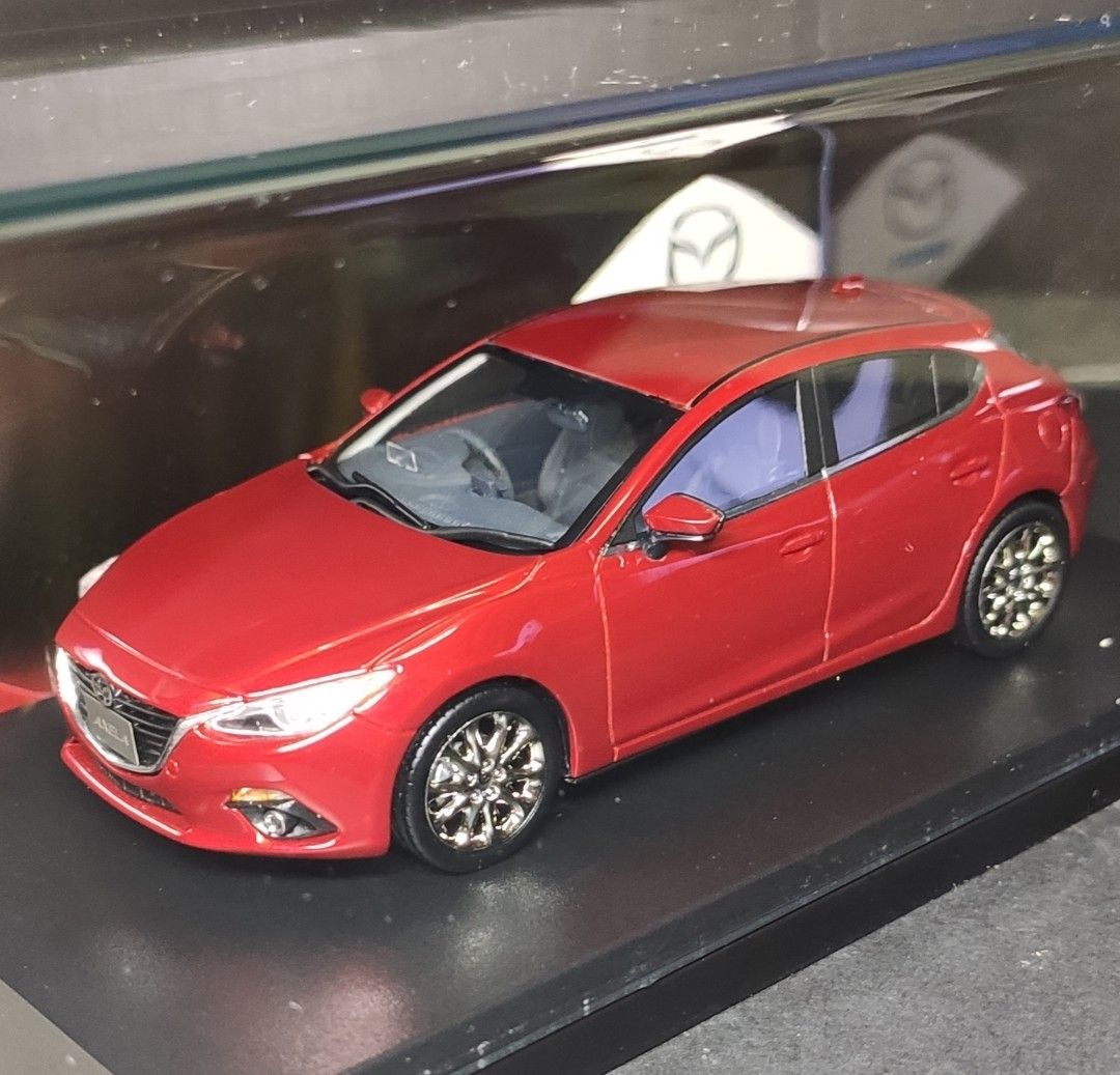 ミニカー　1/43 MAZDA ATENZA(レッド) 「魂動 KODO：SOUL of MOTION」 1/43 MAZDA ATENZA 魂動 KODO：SOUL of MOTION