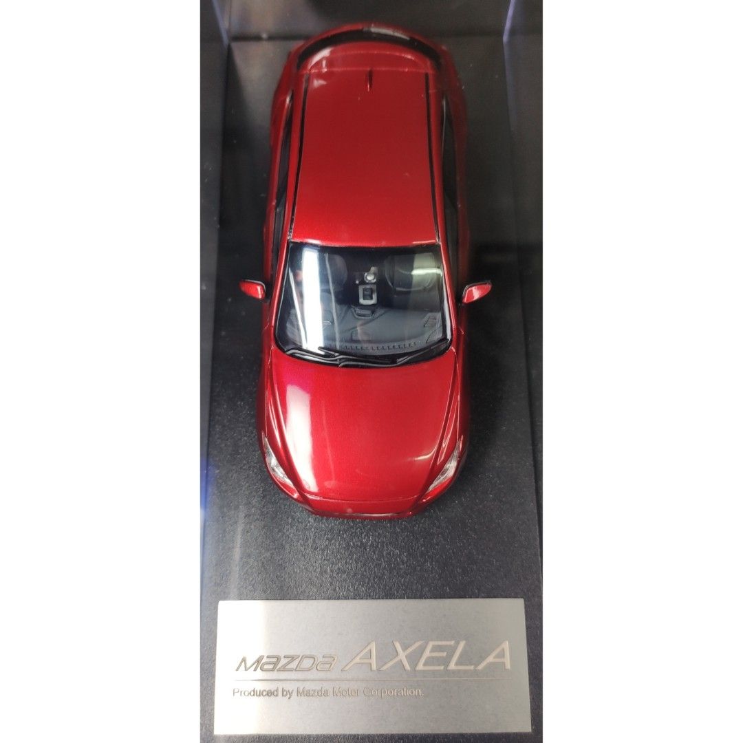 Mazda 3 Axela (亮麗金屬紅) 魂動KODO-SOUL of MOTION 1：43