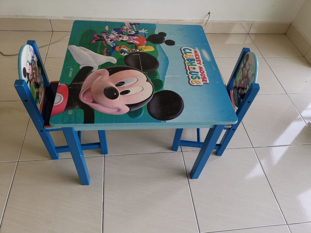 Mickey mouse best sale table chair set