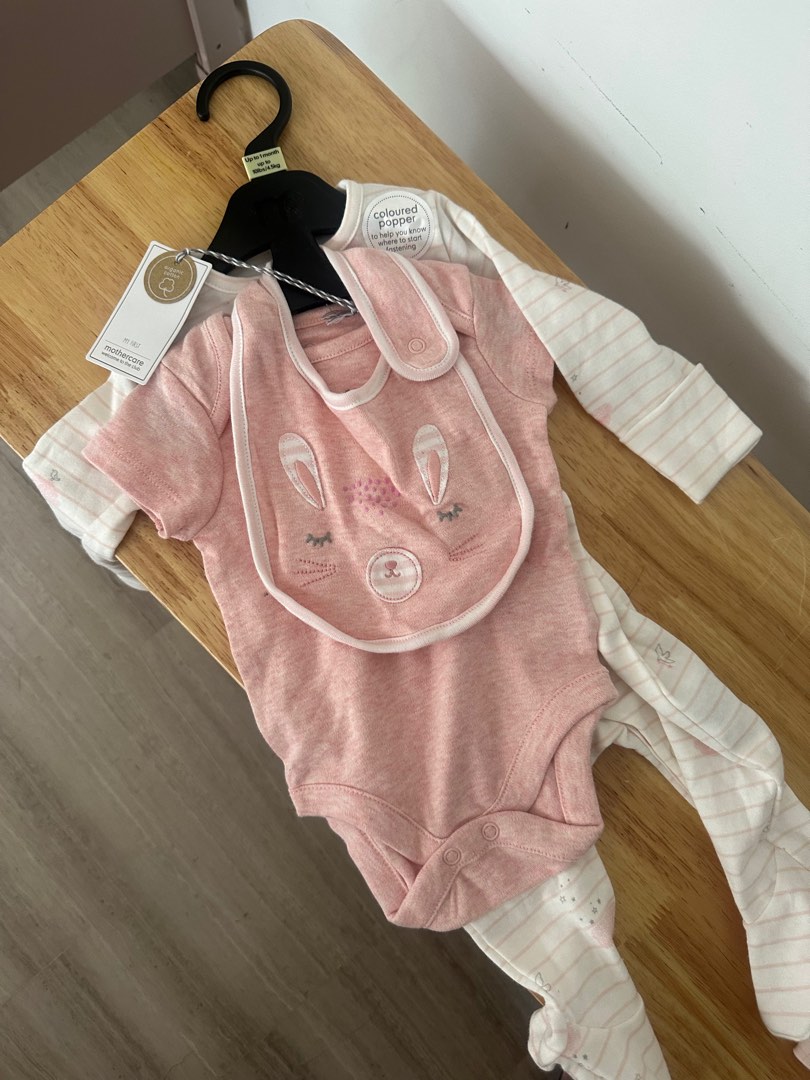 Mothercare baby clothes hotsell