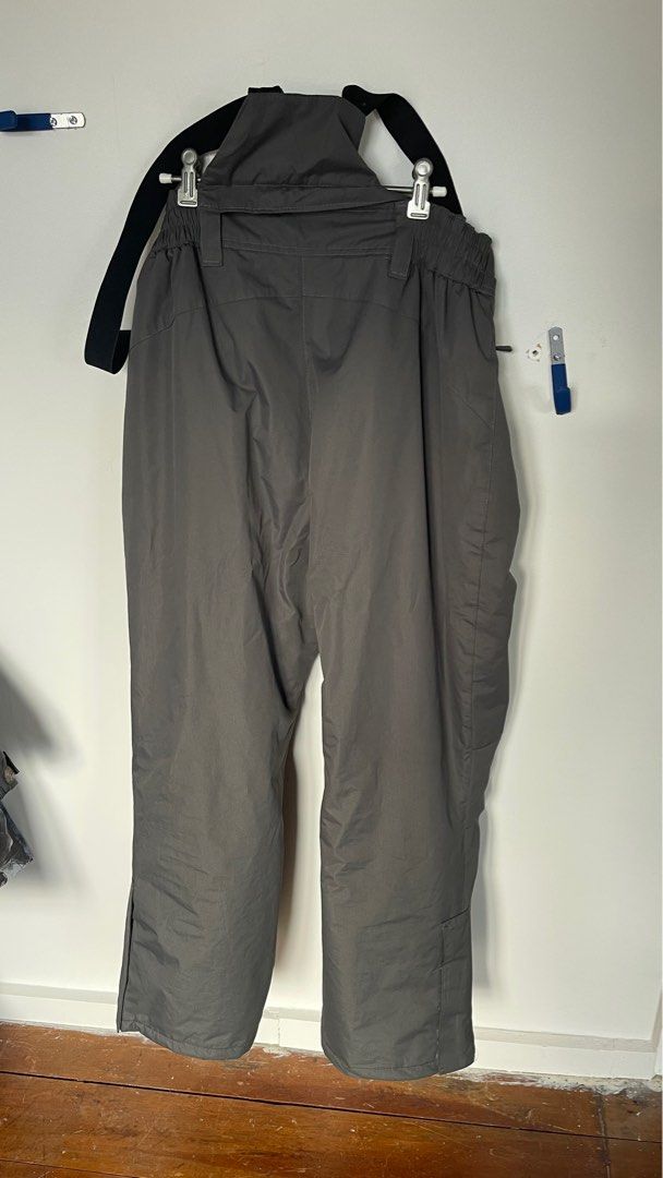 Mountain warehouse waterproof ski pants with suspenders