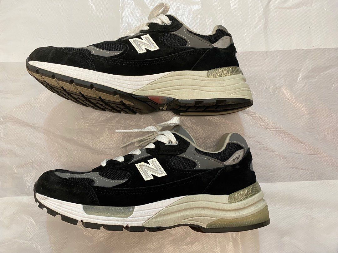 New Balance M992EB, 男裝, 鞋, 波鞋- Carousell