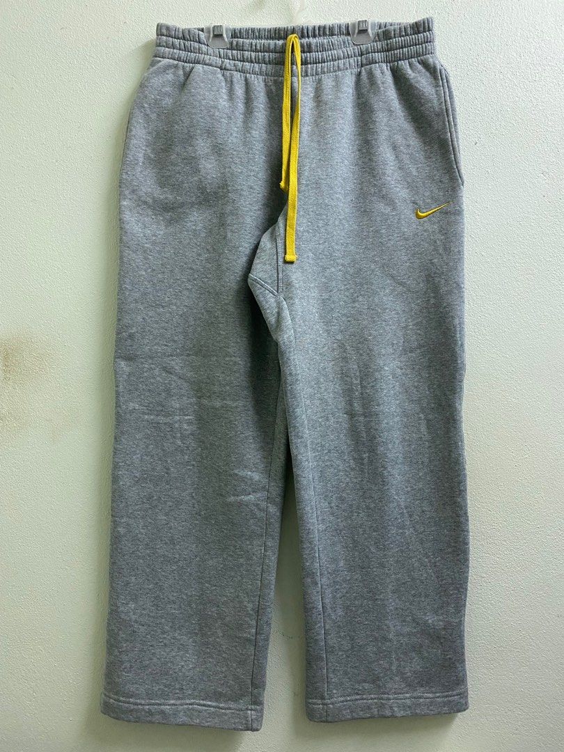 Nike online baggy tracksuit