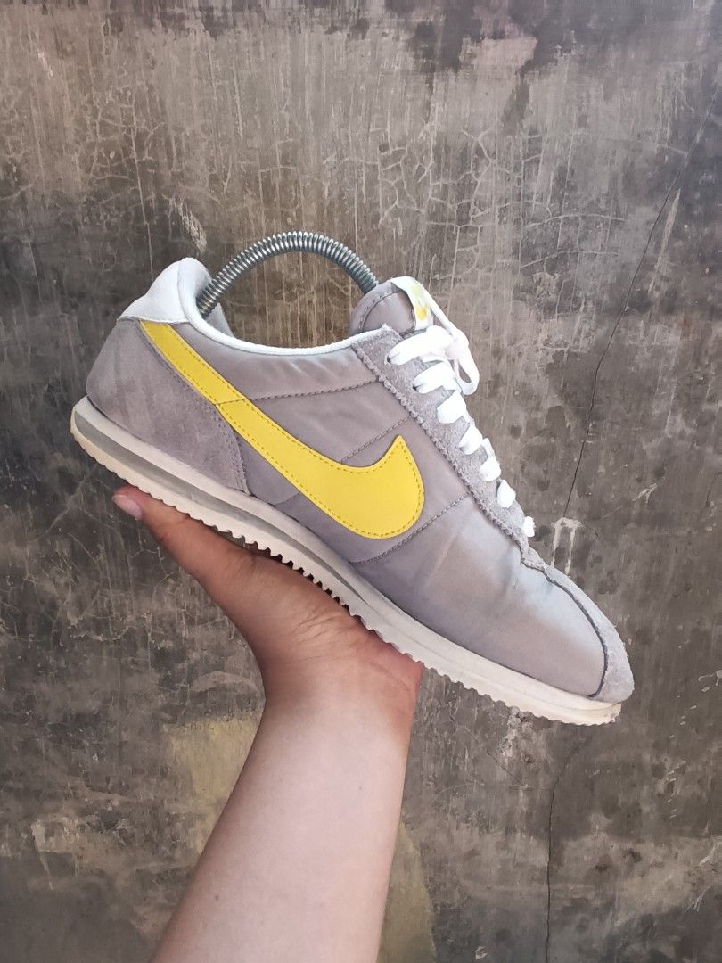 Nike cortez grey sales
