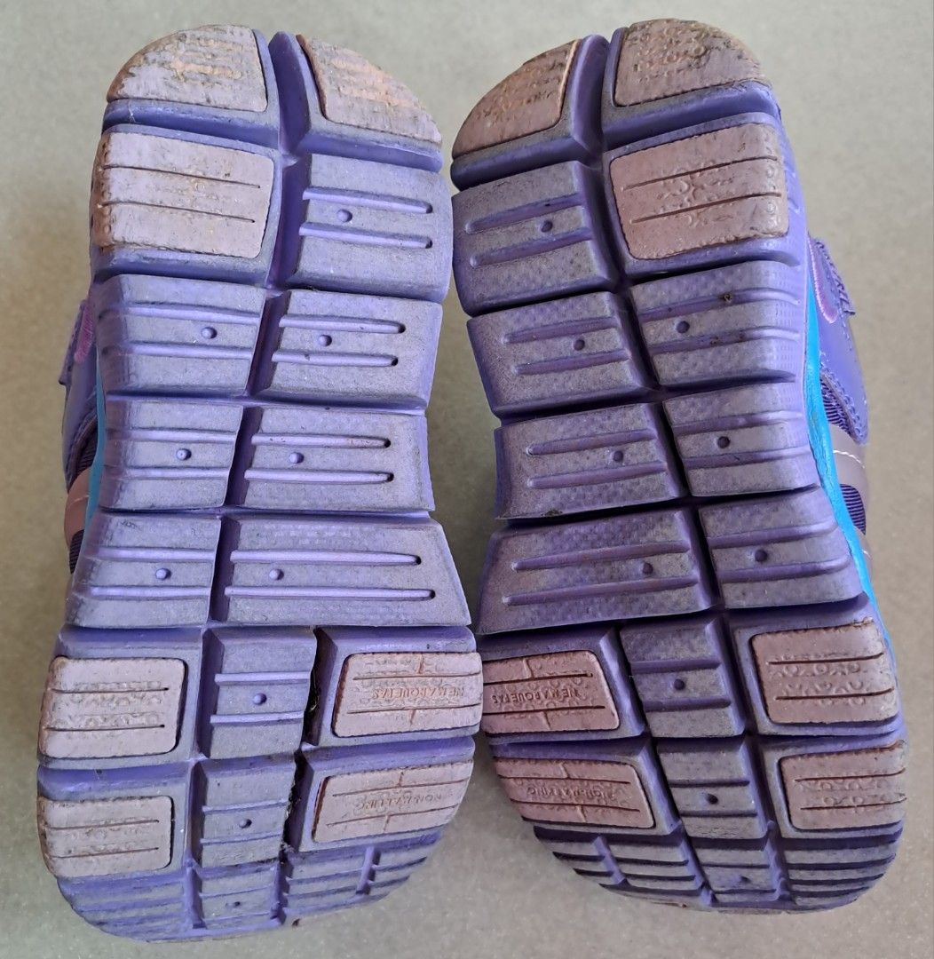 Nike purple sports shoes sneakers for girl or boy unisex gender