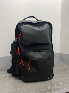 nike storm fit ADV backpack