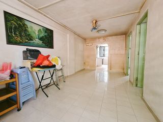 No extension stay 3room HDB at Blk 75 Bedok North Road for SALE !