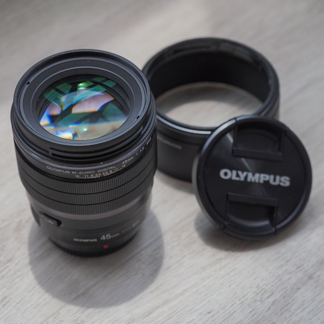 Olympus mZD 45mm F1.2 Pro