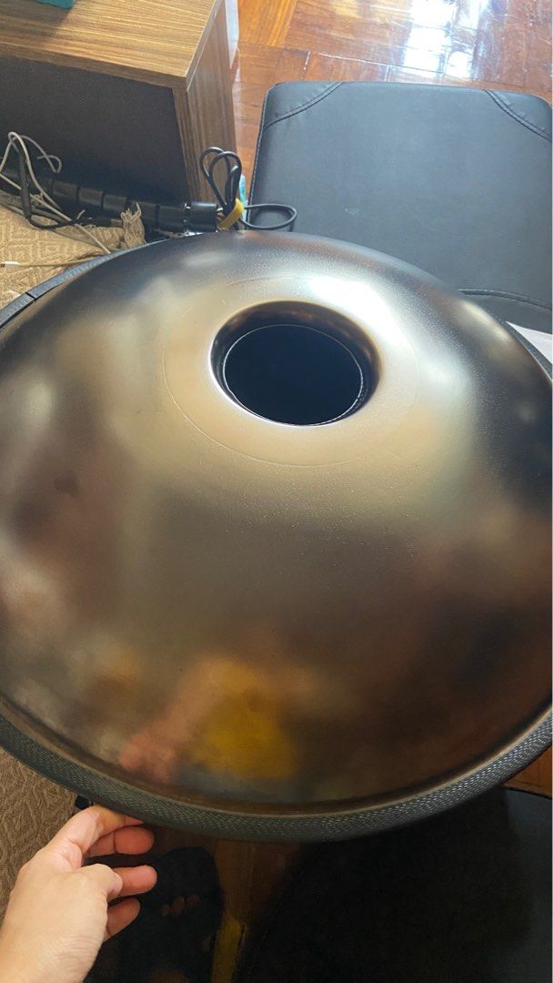 One deals moon handpan