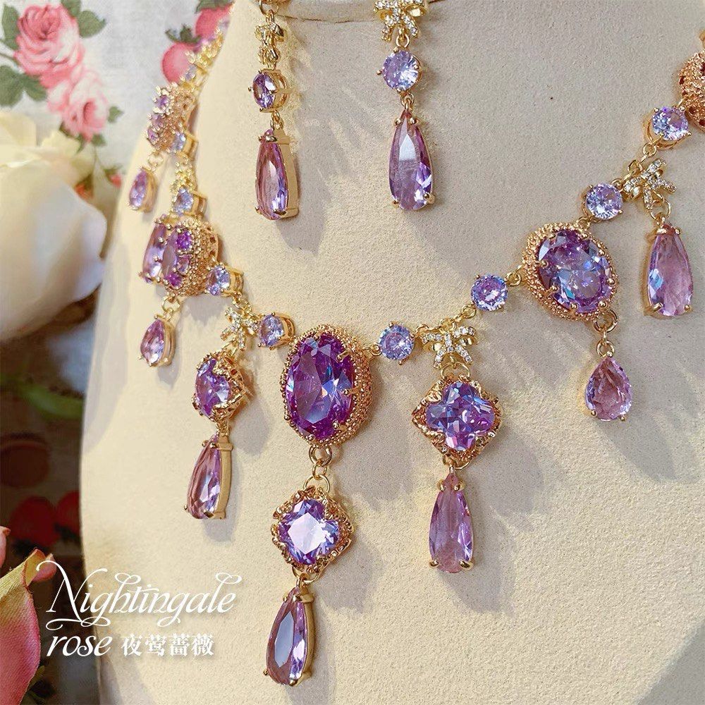 Purple necklaces top