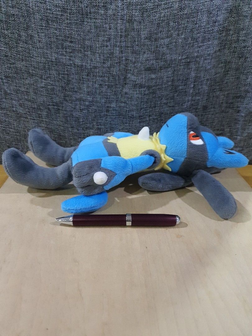 Lucario plush shop