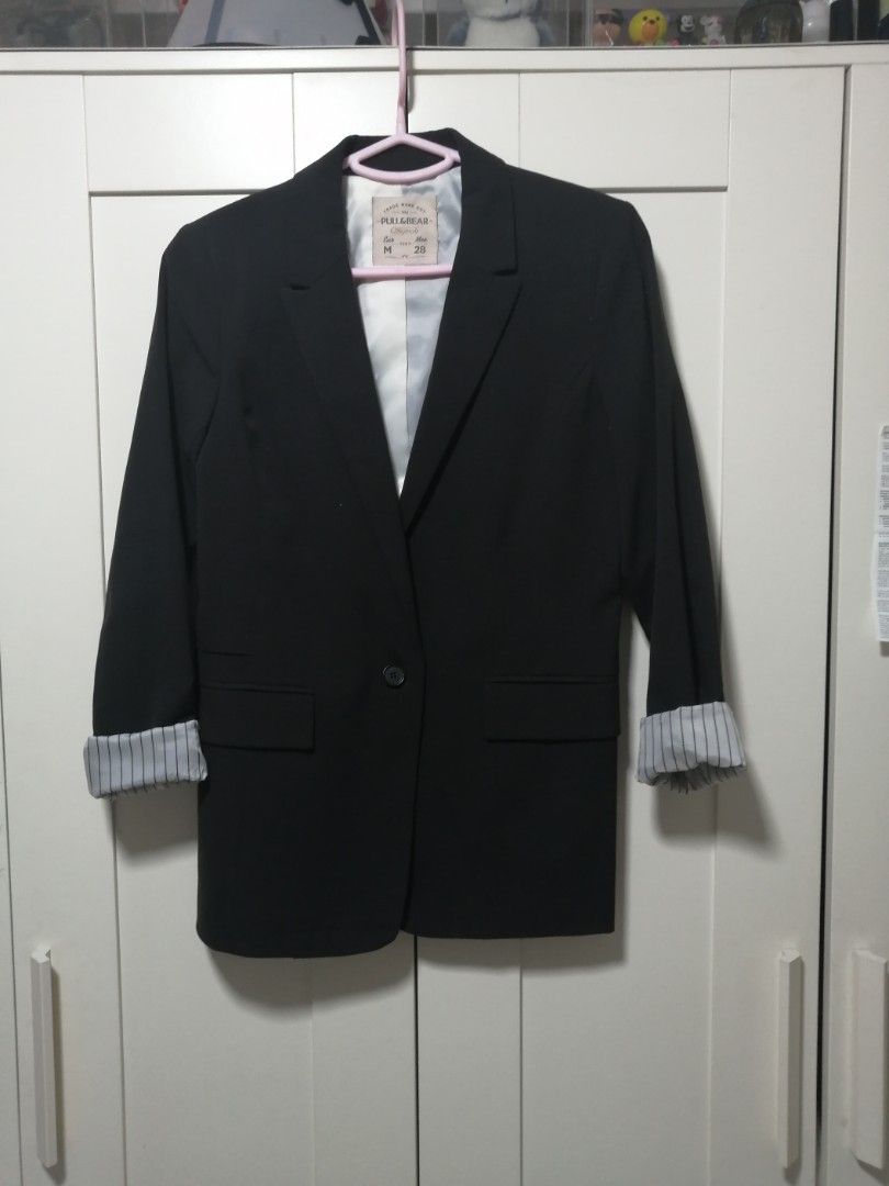 Preloved Blazer Jacket from Pull and Bear Women s Fashion Coats