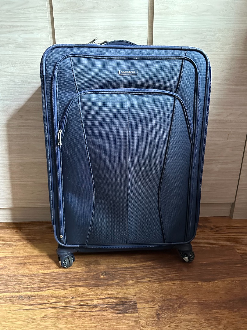 Samsonite extra large suitcase 2025