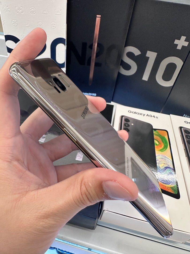 Samsung s8 4+64gb green screen, Mobile Phones & Gadgets, Mobile Phones