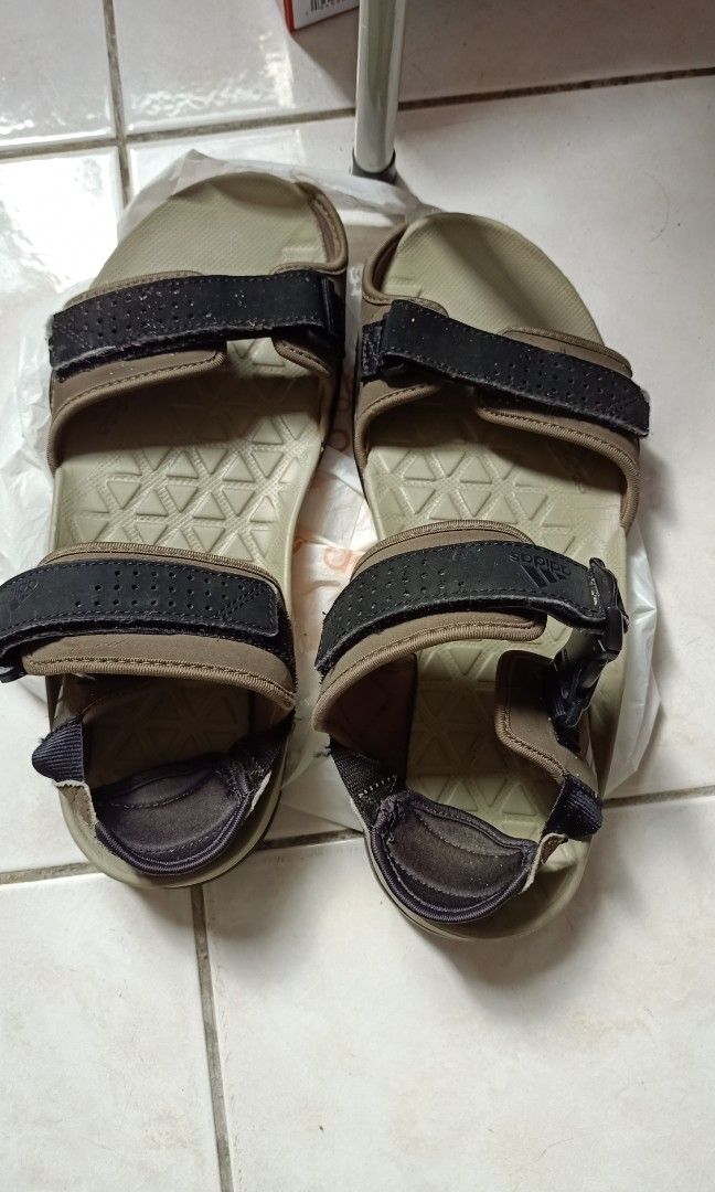 Sandal Adidas Lelaki Men s Fashion Footwear Casual shoes on