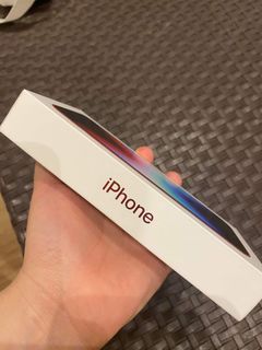 SEALED iPhone SE  128gb for 28k