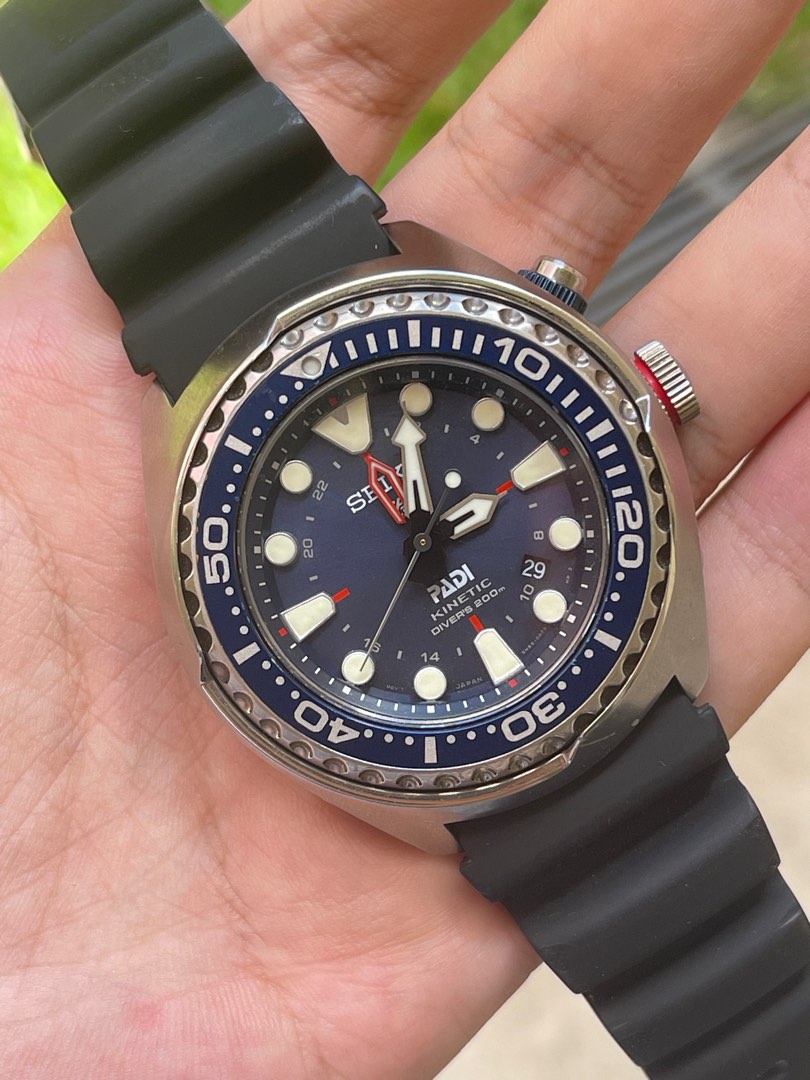 Seiko padi kinetic outlet gmt