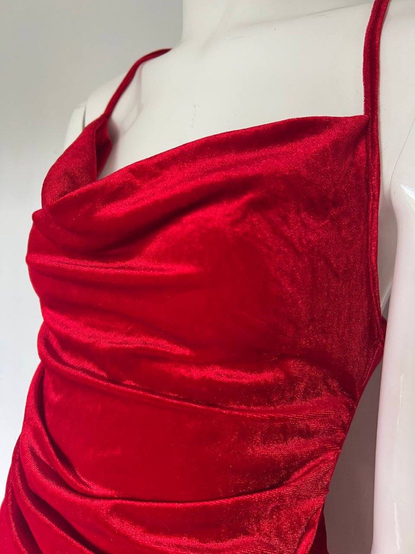 Shein Velvet Red Gown (Category: Evening dresses & gowns) located in Silang. Submitted by jaz.declutters (Listing ID 1256329816, Image 2). Description: Fits Small-Medium Used once only Colors may vary due to lighting .