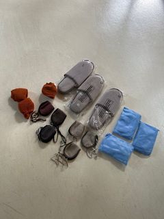 Singapore airlines slippers and socks and overnight kits