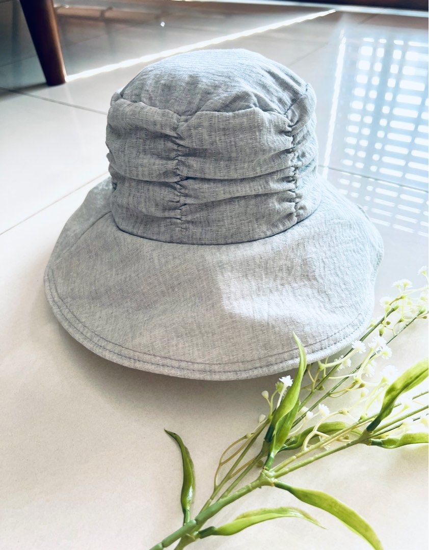 35cm) Soft Blue Cloth Sun Hat with Ruched Design and Wide Wired