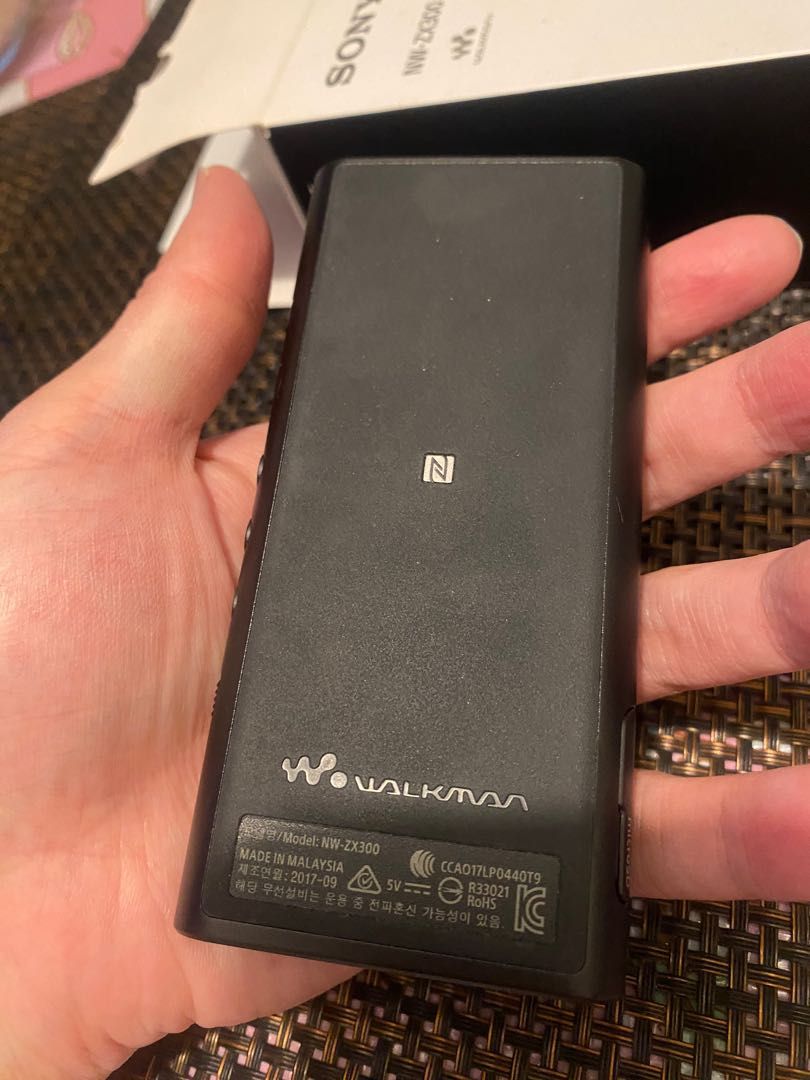 Sony Walkman NW-ZX300 盒齊, 音響器材, 音樂播放裝置MP3及CD Player
