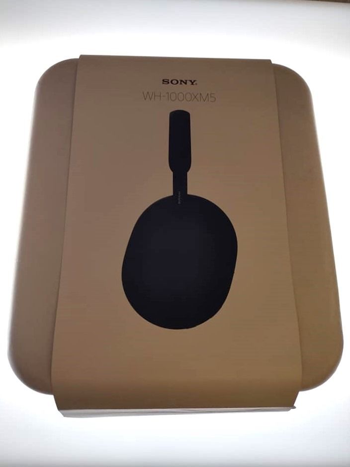 Sony WH-1000XM 5 headphones, Audio, Headphones & Headsets on Carousell
