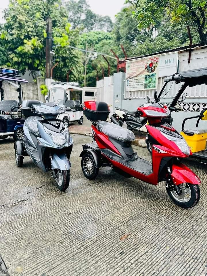 SUPER 120 MOTORCYCLE 3WHEELS E-TRIKE 😱 (Category: Bicycles) located in Pasig City. Submitted by gemma_00 (Listing ID 1256371223, Image 3). Description: ANG GANDAAA‼️😱😍PERFECT SA MGA HIRAP OR TAKOT MAG BALANCE SA 2WHEELS EBIKE 😁💪 👉SUPER 120 MOTORCYCLE 3WHEELS E-TRIKE 😱😍 ▪️ 33,000 👌 AVAILABLE COLOR ❤️Red 🖤Gray ✔️FREE HELMET ✔️FREE TOP BOX ✔️FREE SIDE MIRROR ✔️FREE ASSEMBLE & DEMO ✔️WITH CERT OF OWNERSHIP SPECS: 👇👇👇 ✅3 speed ✅parking fu