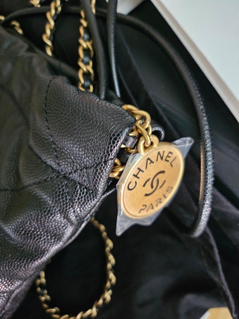 Super Rare! BNIB Chanel 22 Mini So Black Caviar Leather and GHW