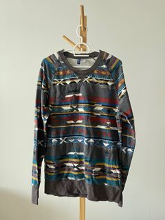 Sweatshirt Divided