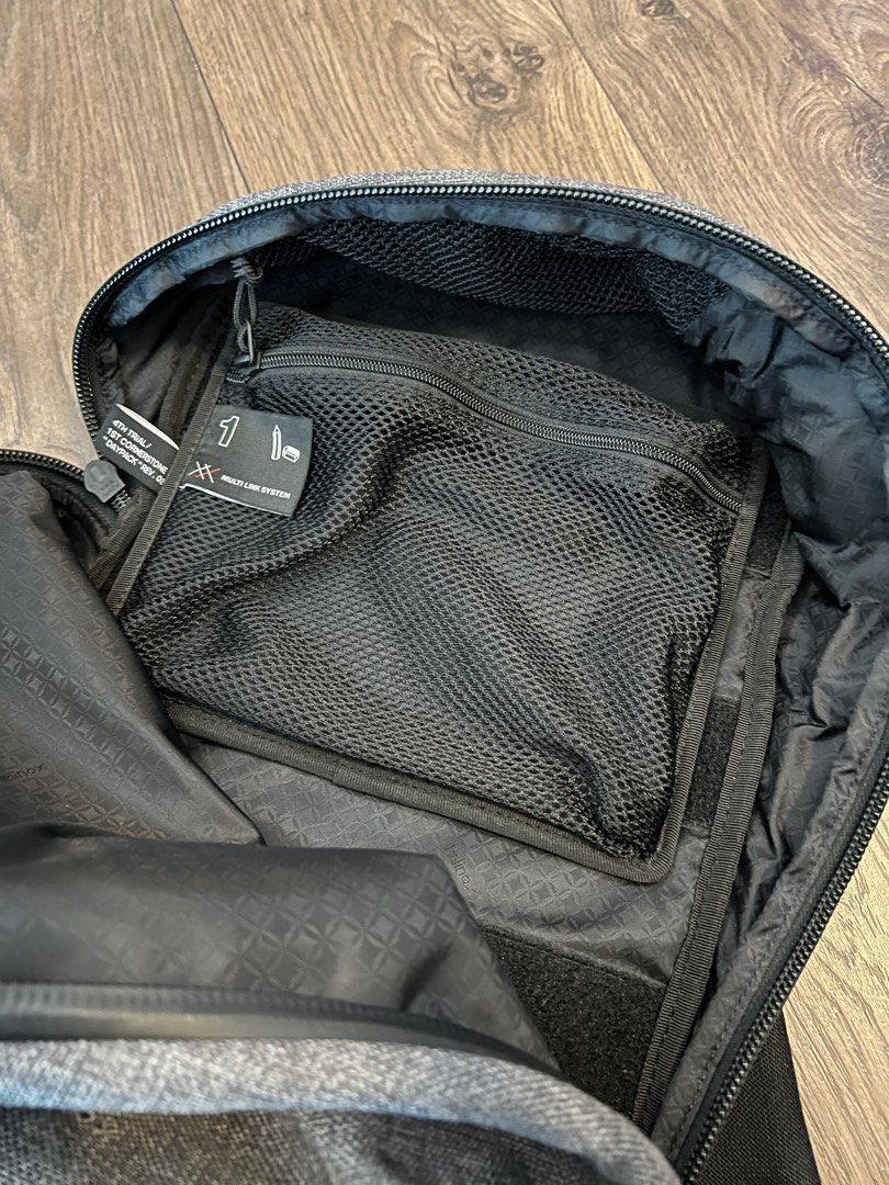 Terg by Helinox Daypack Backpack, 男裝, 袋, 背包- Carousell