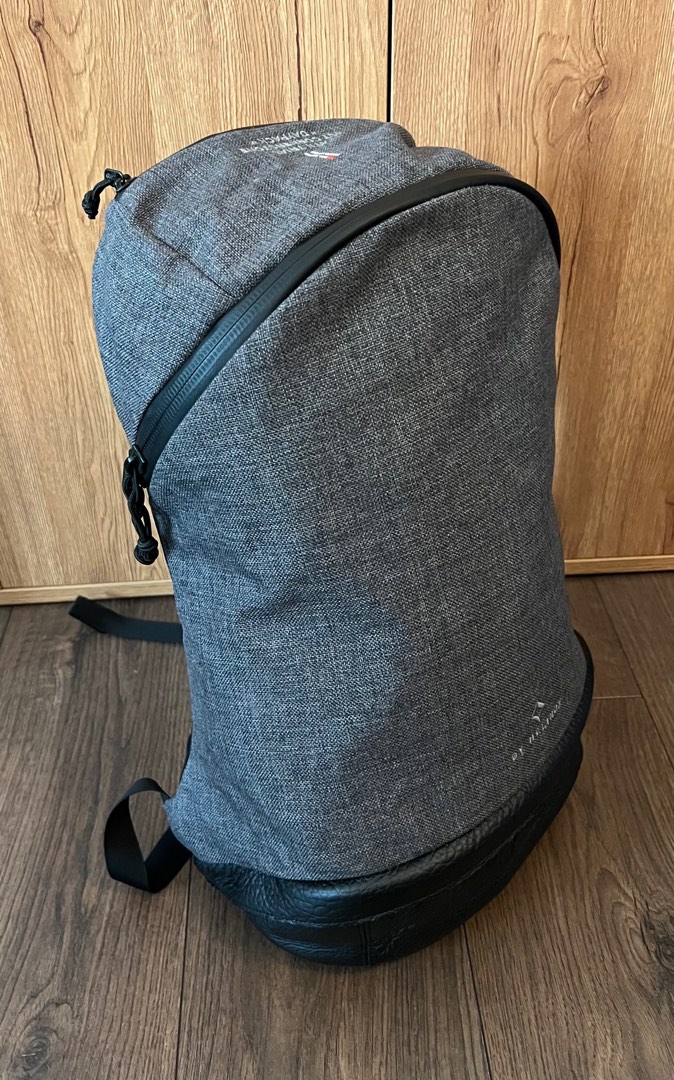 Terg by Helinox Daypack Backpack, 男裝, 袋, 背包- Carousell