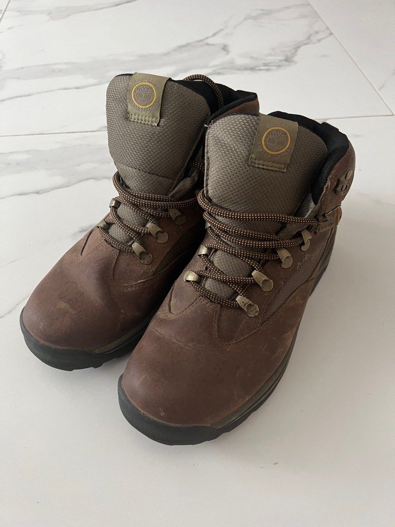 Chocorua boots on sale