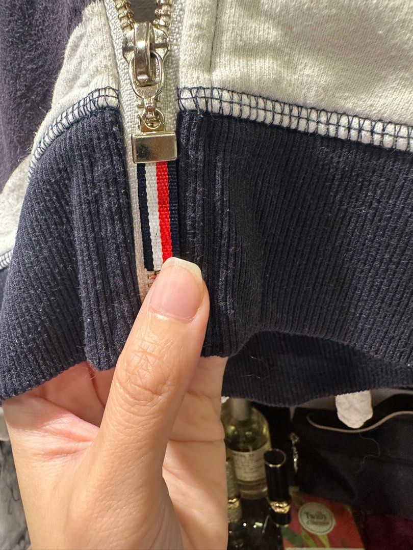 Tommy Hilfiger Jacket (Category: Coats, Jackets and Outerwear) located in Baguio. Submitted by kimstyleessentials (Listing ID 1256454809, Image 2). Description: In good condition with signs of minimal wear So chic and lakas maka sosyal.