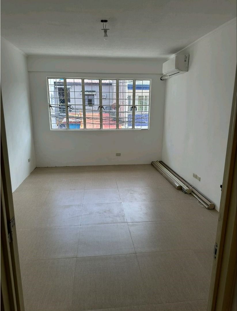 TOWNHOUSE FOR SALE IN SAN ANDRES BUKID MANILA, Property, For Sale