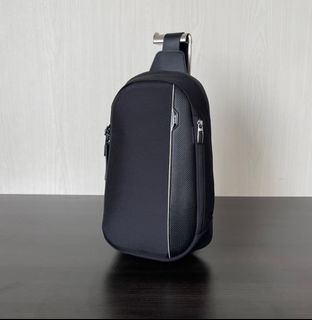 Affordable tumi arrive For Sale Sling Bags Carousell Malaysia