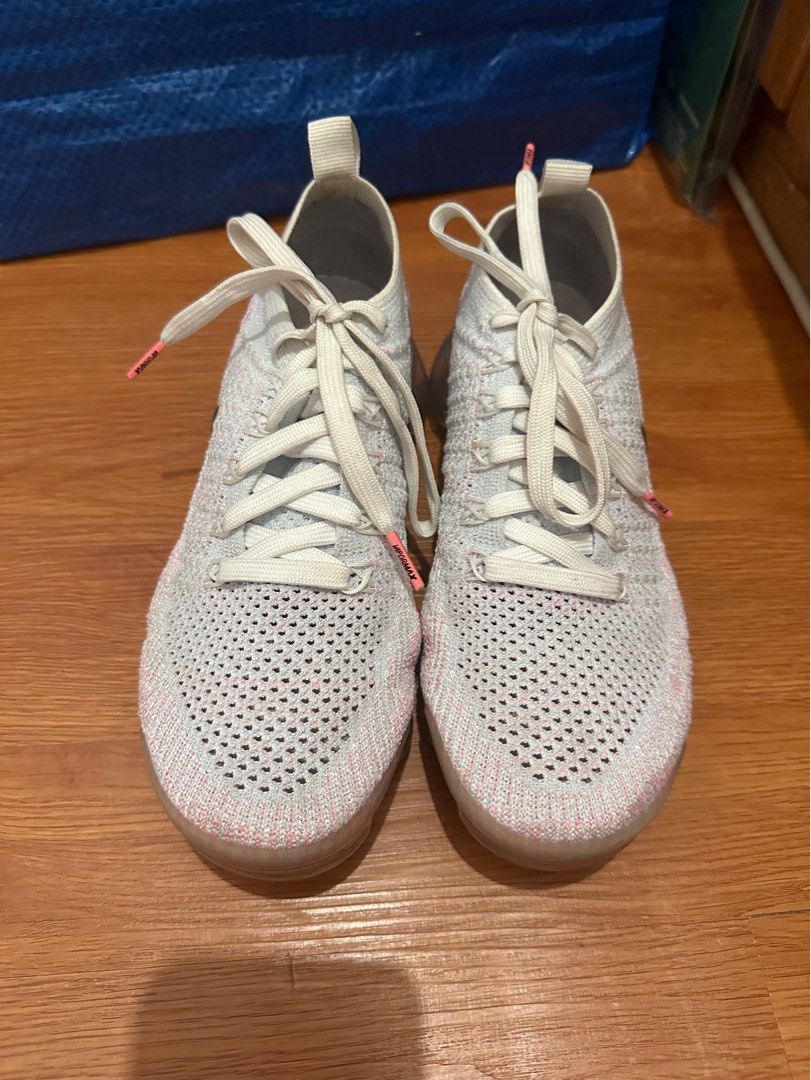 US7 Nike Air VaporMax 2.0 Pink White Carousell