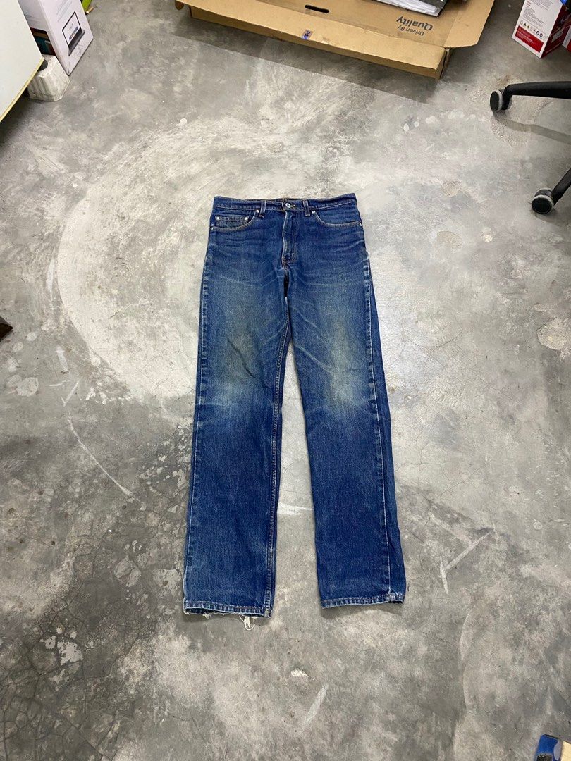 Vintage levi's 501 sales distressed jeans