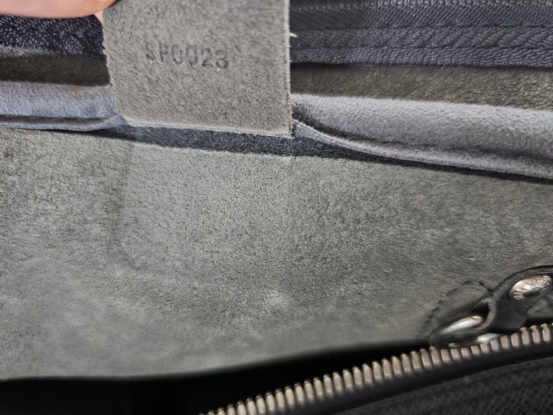 Louis Vuitton Kendall Travel bag 235509