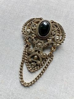 Vintage ornate filigree brooch pin japan