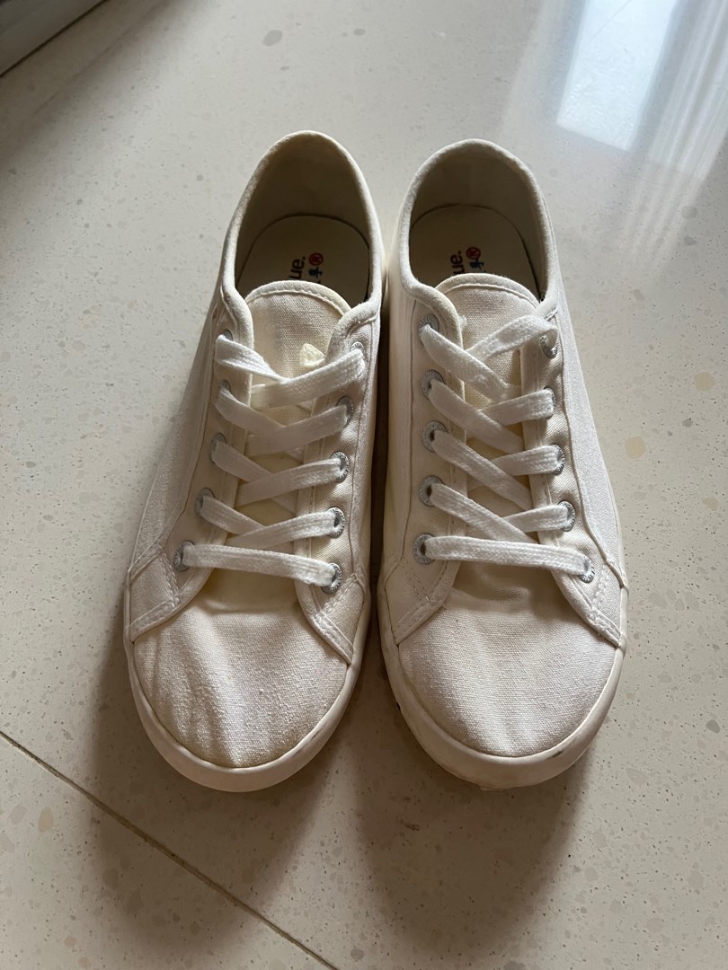 White Feiyue, Women's Fashion, Footwear, Sneakers on Carousell