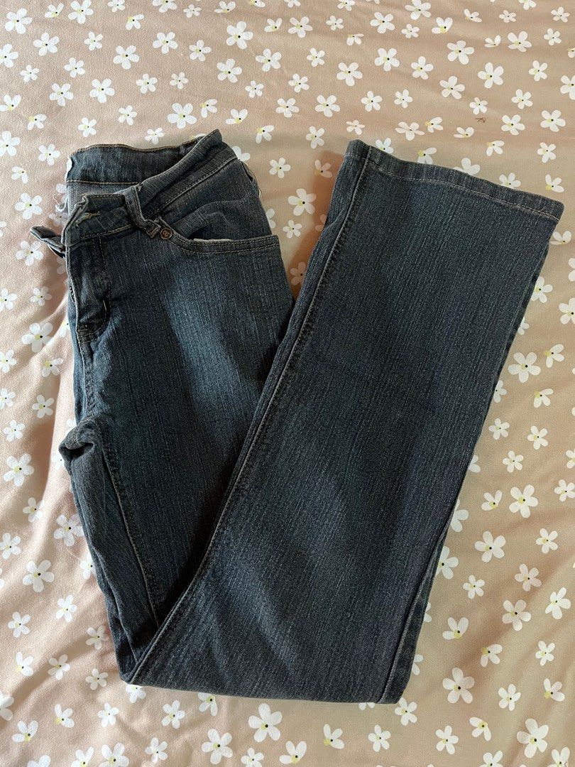 size XL] black boocut/flare long pants (petite length), Women's Fashion,  Bottoms, Jeans & Leggings on Carousell