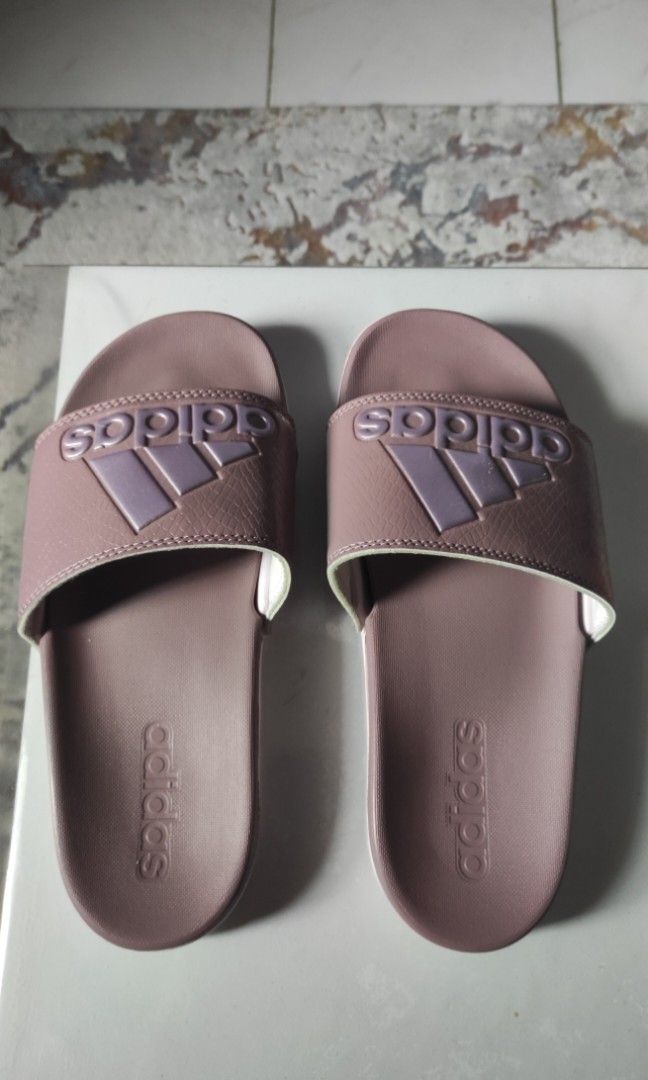 Adilette comfort sales slides maroon