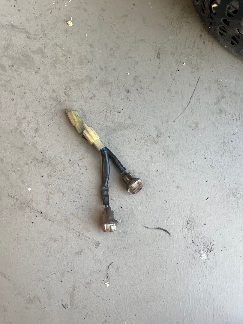 X1R pole light wiring, Motorcycles, Motorcycle Accessories on Carousell